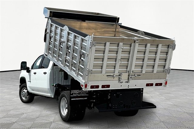 2025 Chevrolet Silverado 3500HD Work Truck photo 4