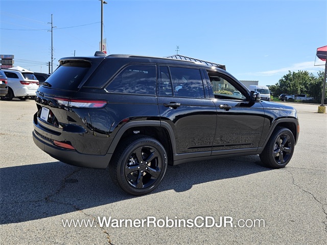 2025 Jeep Grand Cherokee Altitude X photo 13