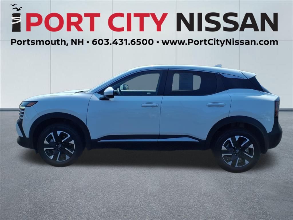 2025 Nissan Kicks SV photo 11