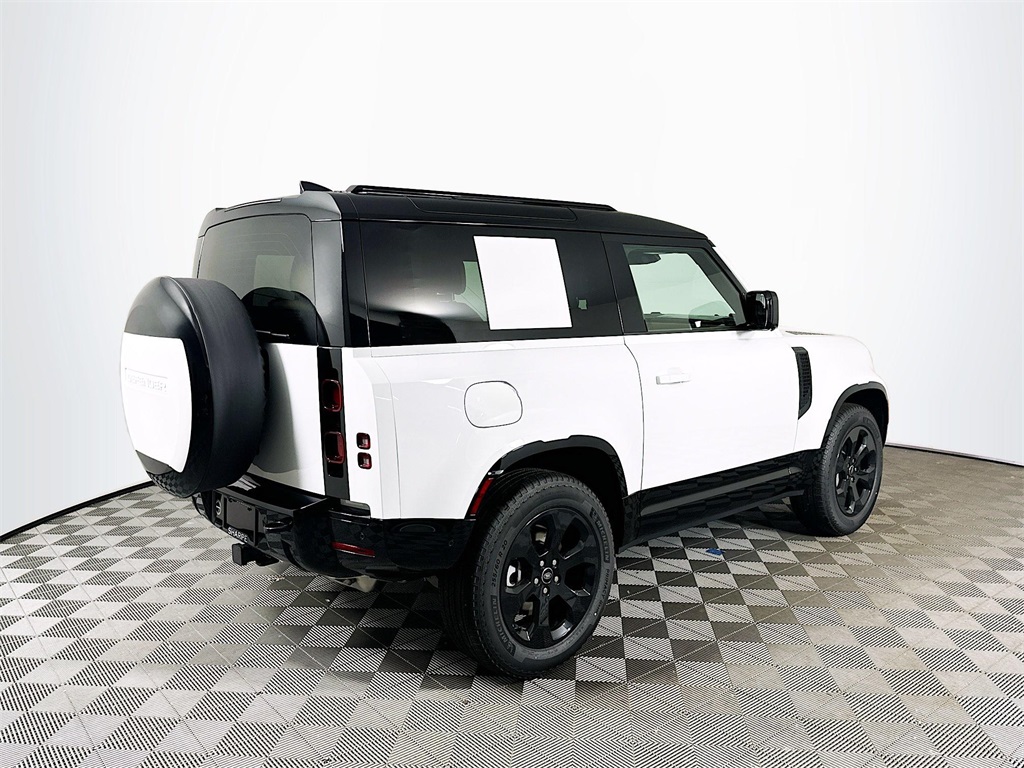 2025 Land Rover Defender 90 X-Dynamic SE photo 5