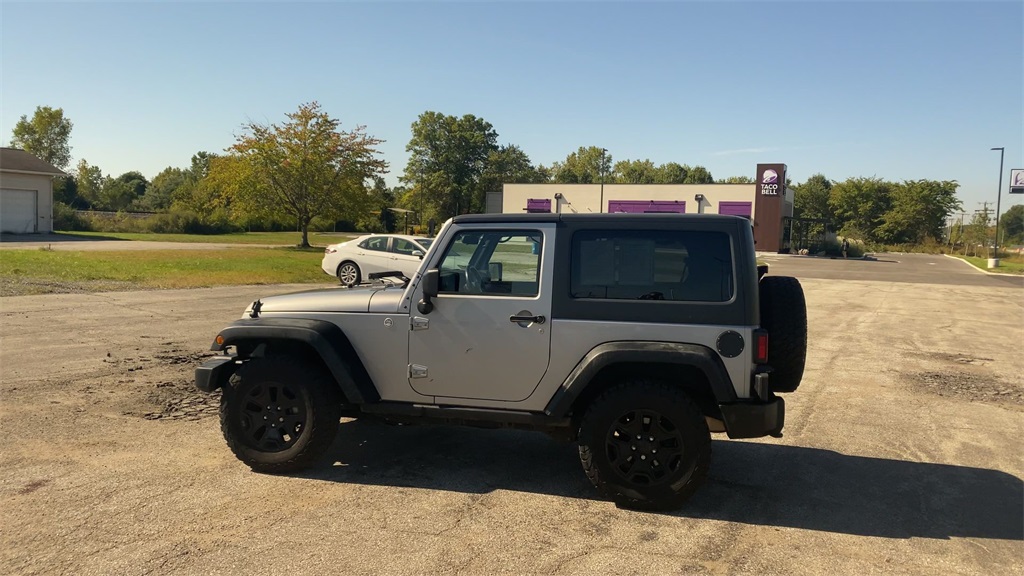 2014 Jeep Wrangler Willys Wheeler photo 4