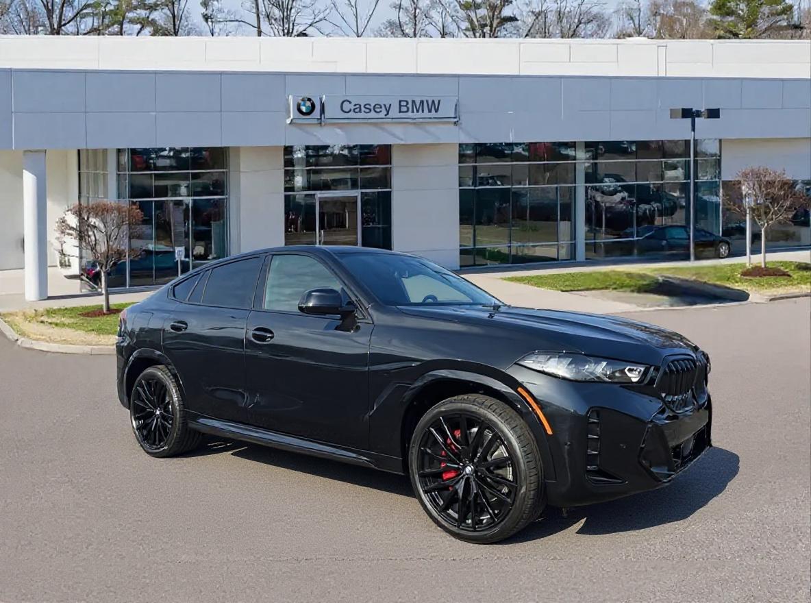 2026 BMW X6 40i's photo