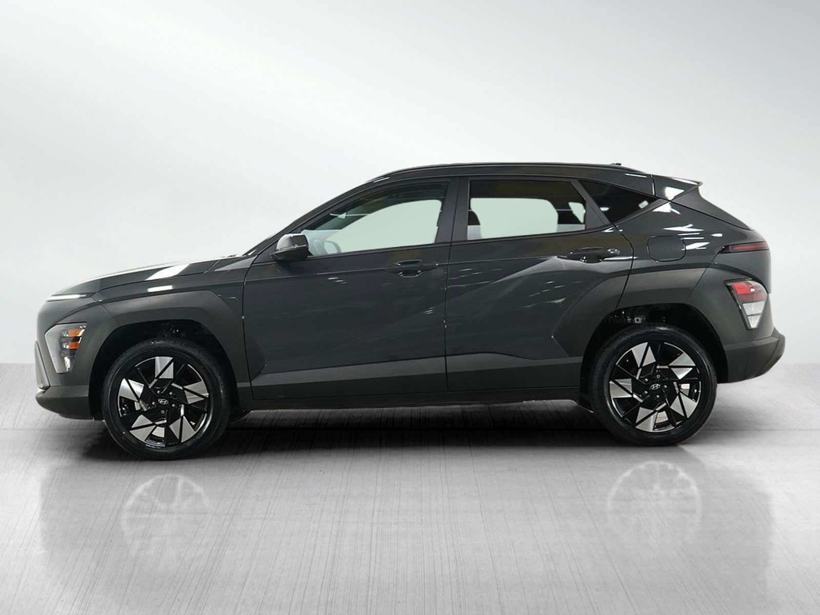 Used 2024 Hyundai Kona SEL with VIN KM8HBCAB2RU108801 for sale in Burnsville, Minnesota