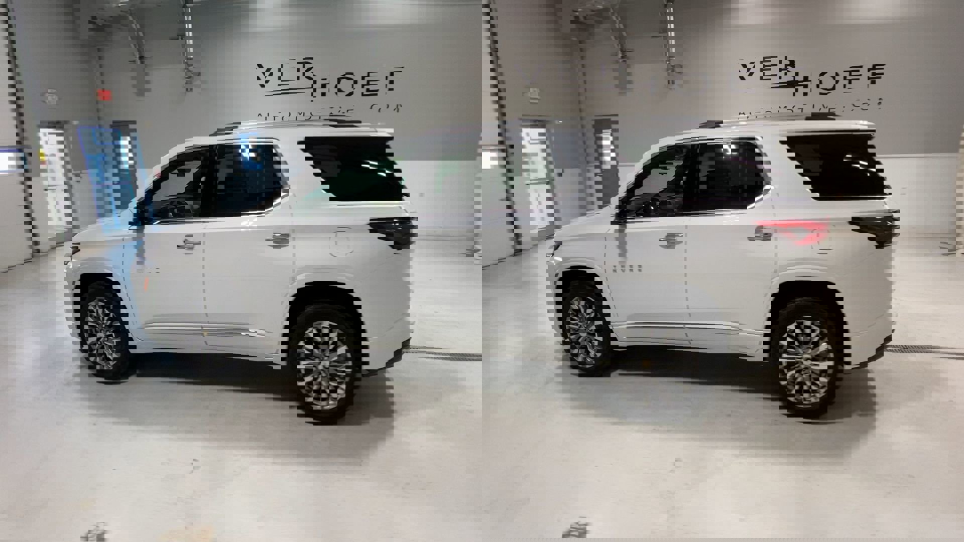 2023 Chevrolet Traverse Premier photo 6