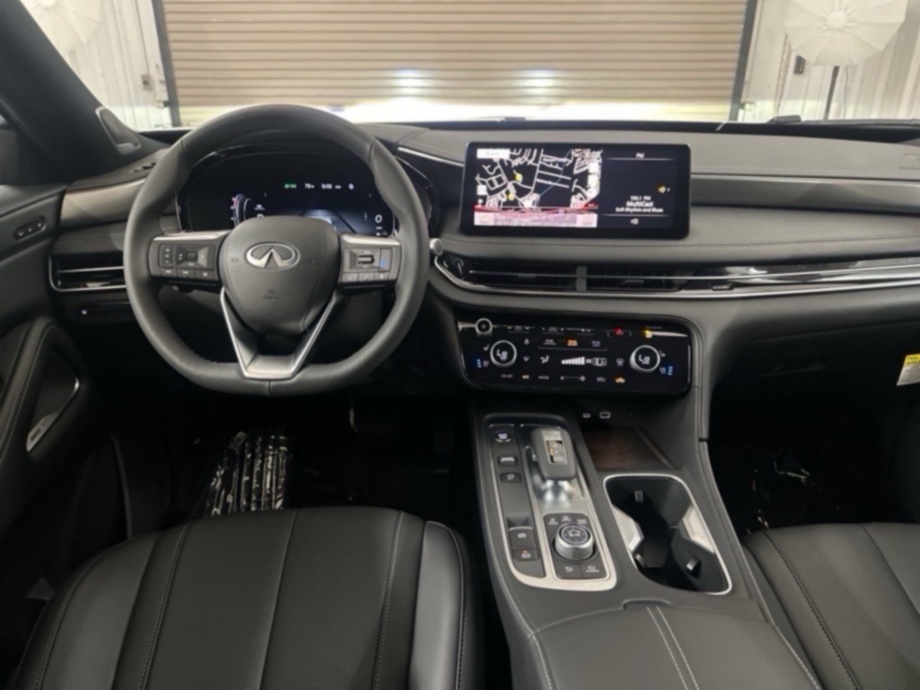 2025 Infiniti QX60 Luxe photo 12