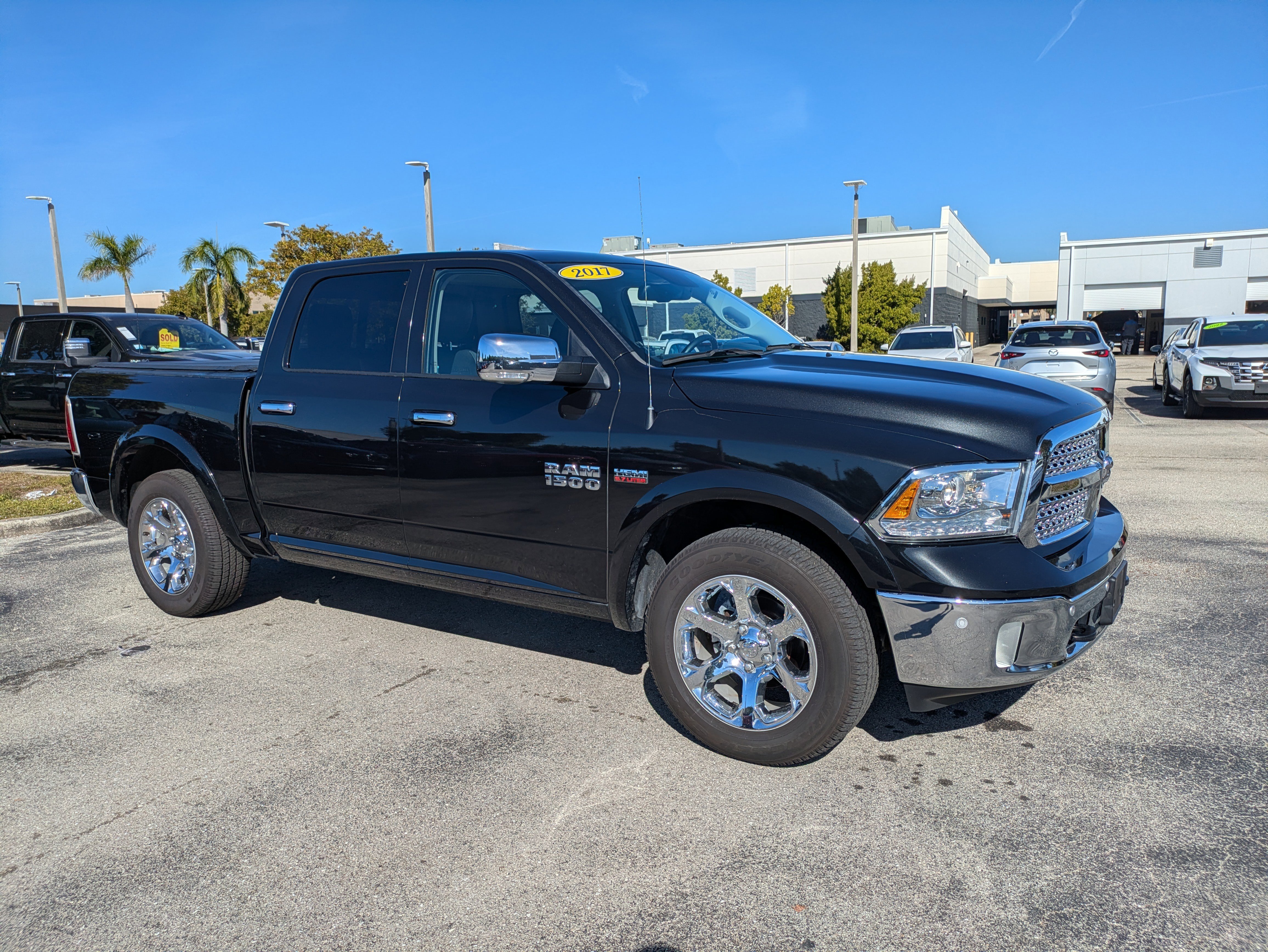 2017 RAM Ram 1500 Pickup Laramie's photo