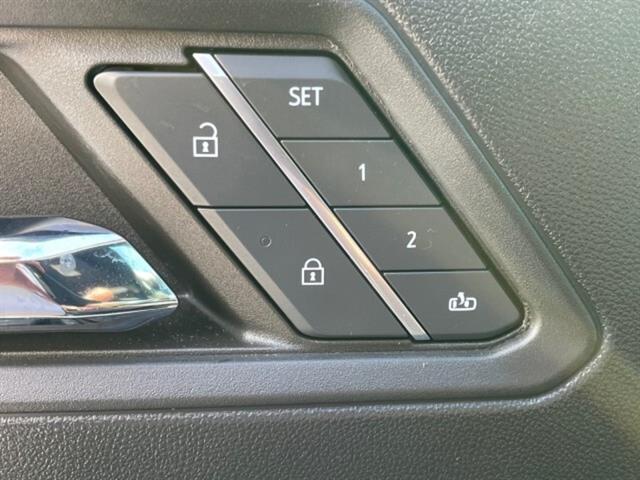 2024 Gmc Canyon AT4X photo 16