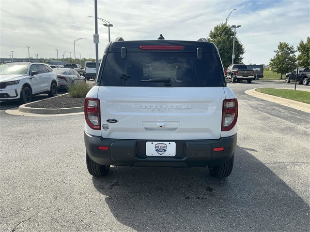 2025 Ford Bronco Sport Outer Banks photo 4