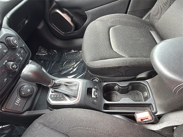 2023 Jeep Renegade Latitude Upland photo 17