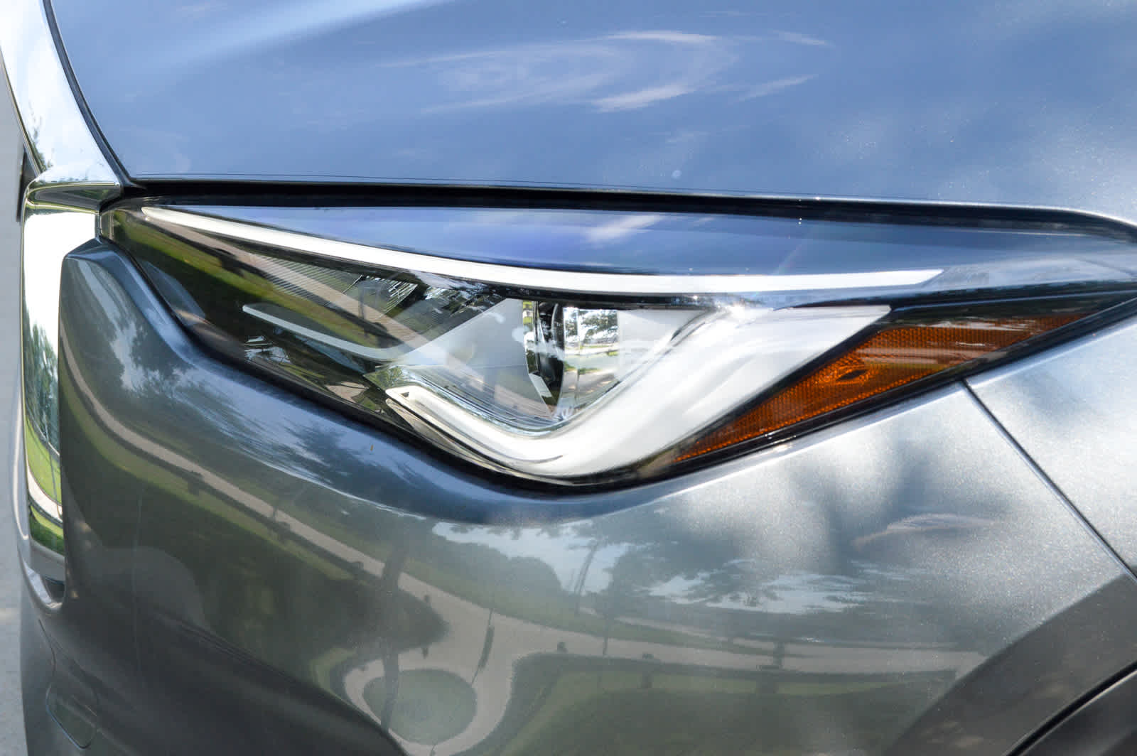 2025 Infiniti QX50 Luxe AWD photo 5
