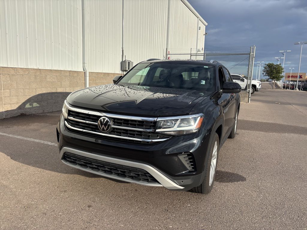 2023 Volkswagen Atlas Cross Sport V6 SE Technology photo 2