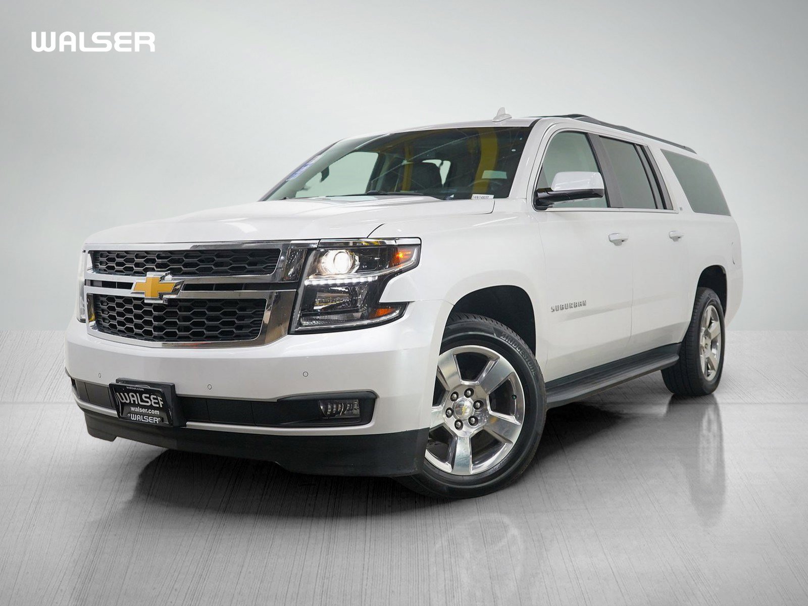 2017 Chevrolet Suburban LT's photo