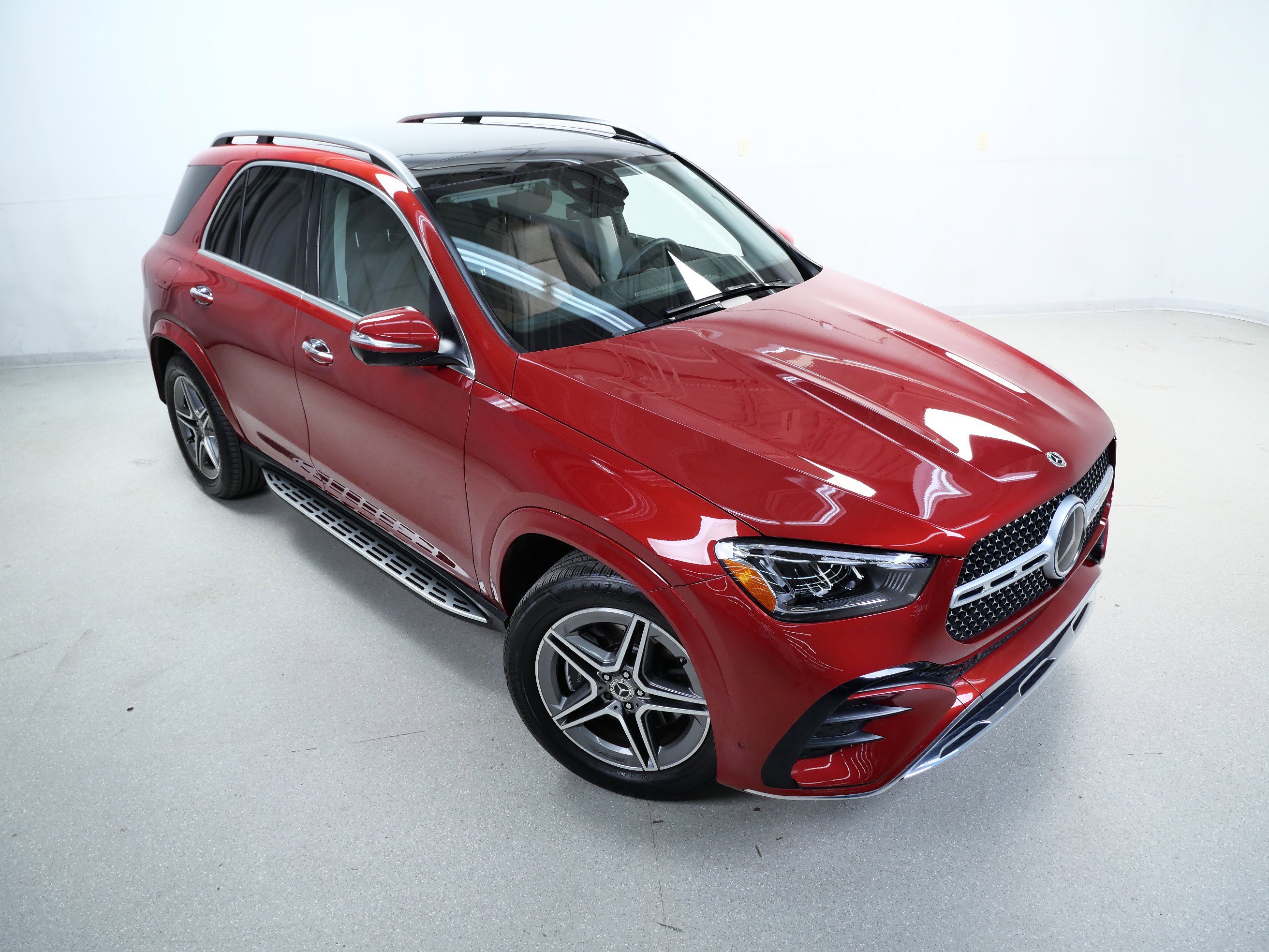 2024 Mercedes Benz GLE 450e photo 3