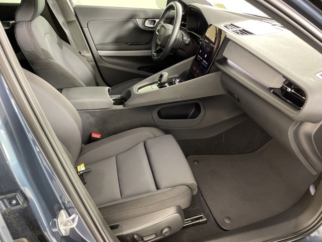 2022 Polestar PS2 e-FWD photo 38