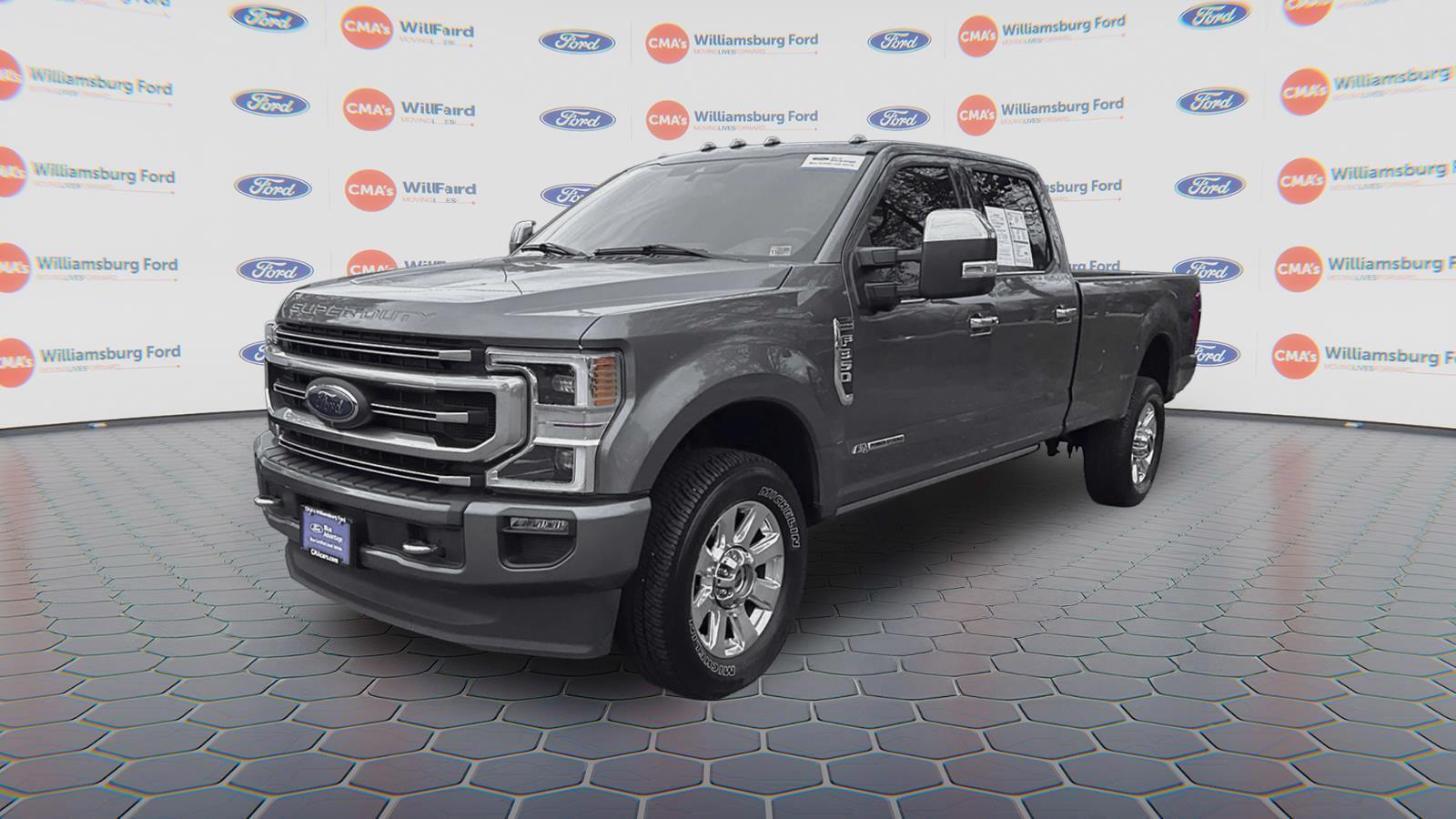 2022 Ford F-350 Super Duty Platinum's photo