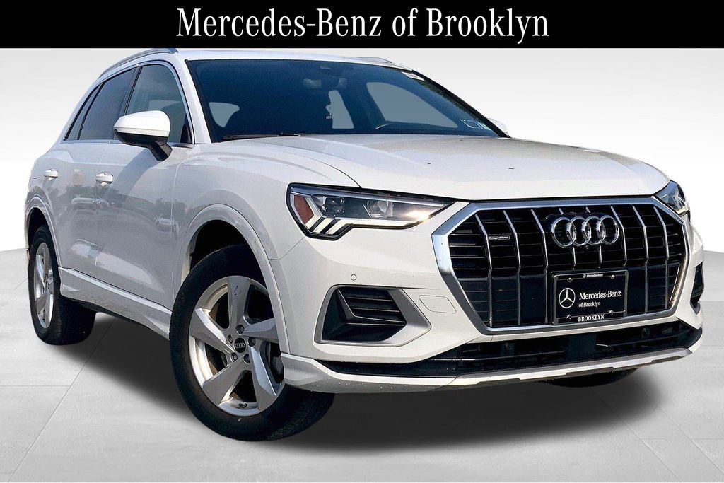 2022 Audi Q3