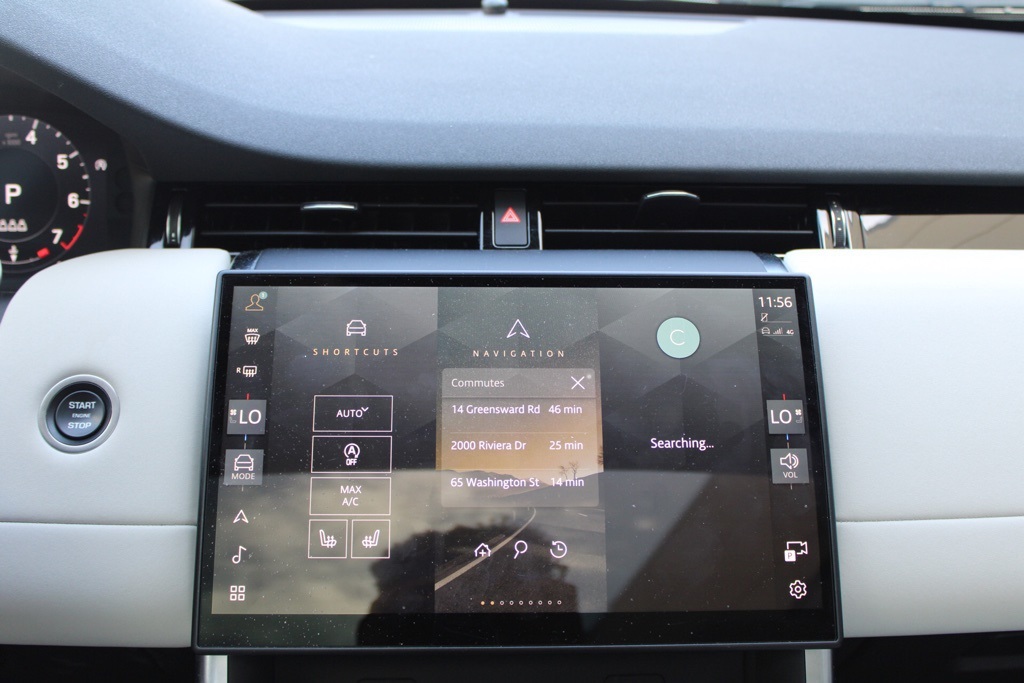 2024 Land Rover Discovery Sport S photo 15