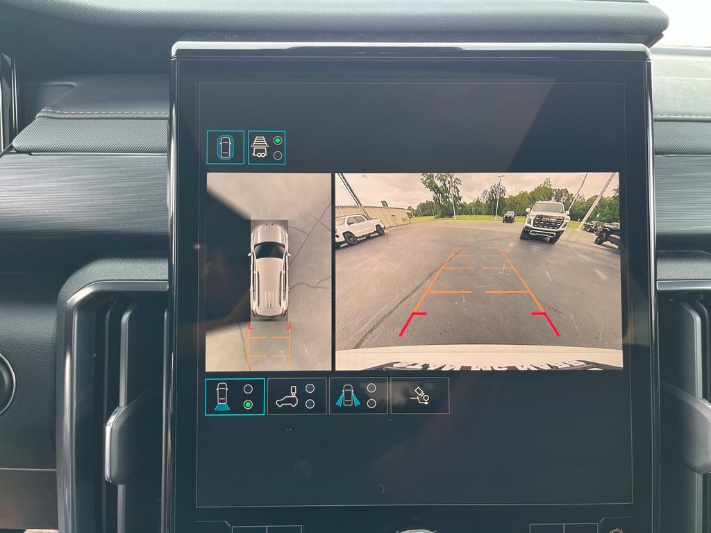 2026 Gmc Acadia AT4 photo 24
