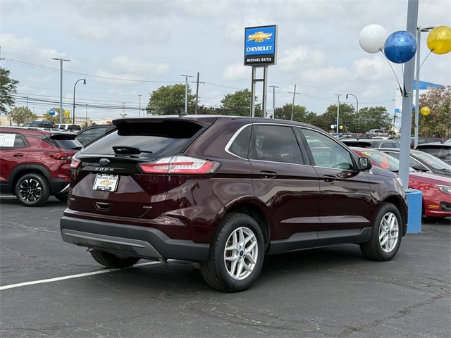 2021 Ford Edge SEL photo 4