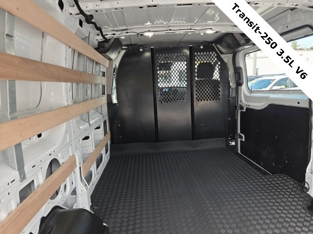 2024 Ford Transit Cargo Van photo 7
