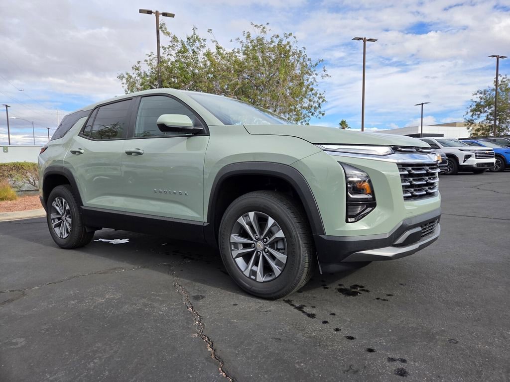 2026 Chevrolet Equinox LT's photo