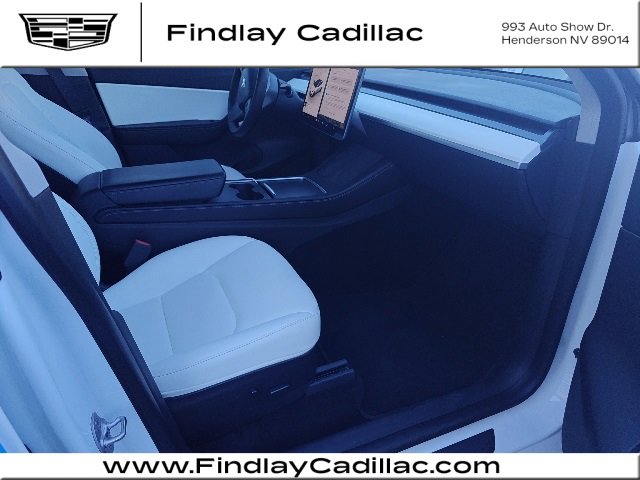 2022 Tesla Model Y Long Range's photo