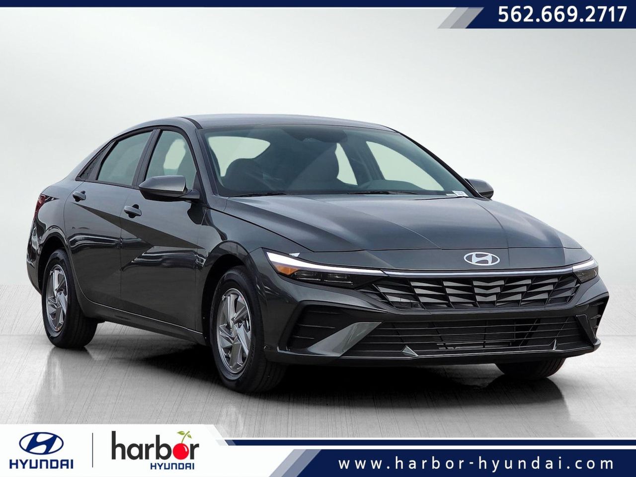 2026 Hyundai Elantra SE's photo