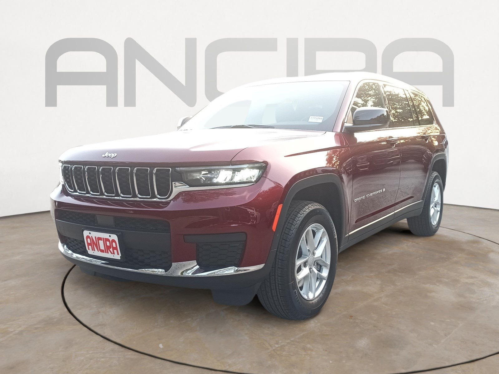 2025 Jeep Grand Cherokee L photo 3
