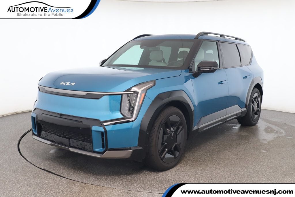 2024 Kia Ev9 GT-Line's photo