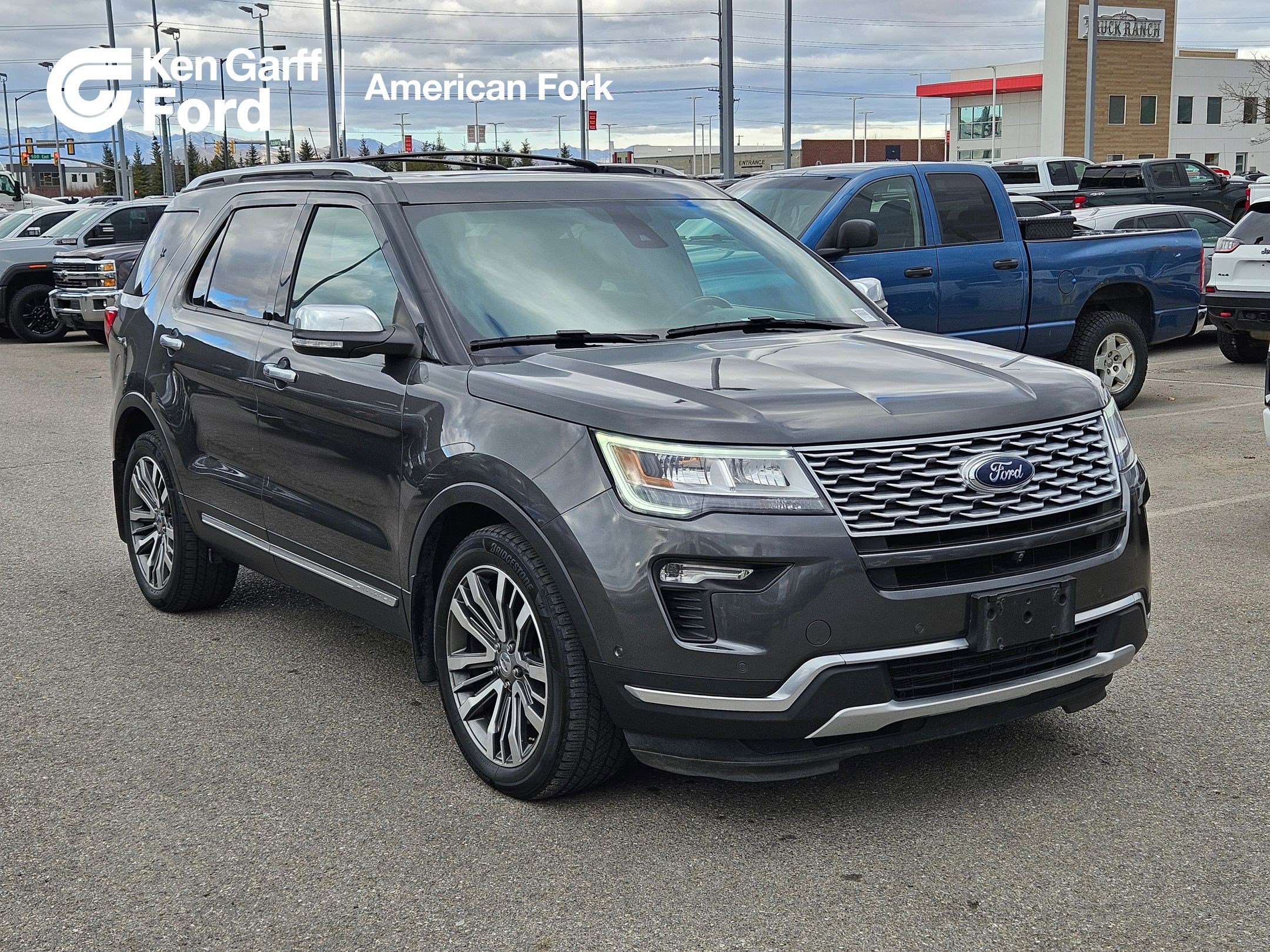 2018 Ford Explorer Platinum's photo