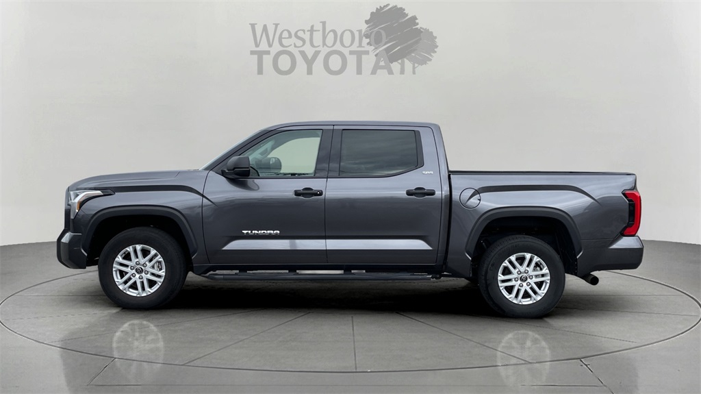 2022 Toyota Tundra SR5 photo 4