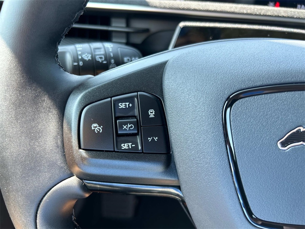 2025 Ford Mustang Mach-E Select photo 20