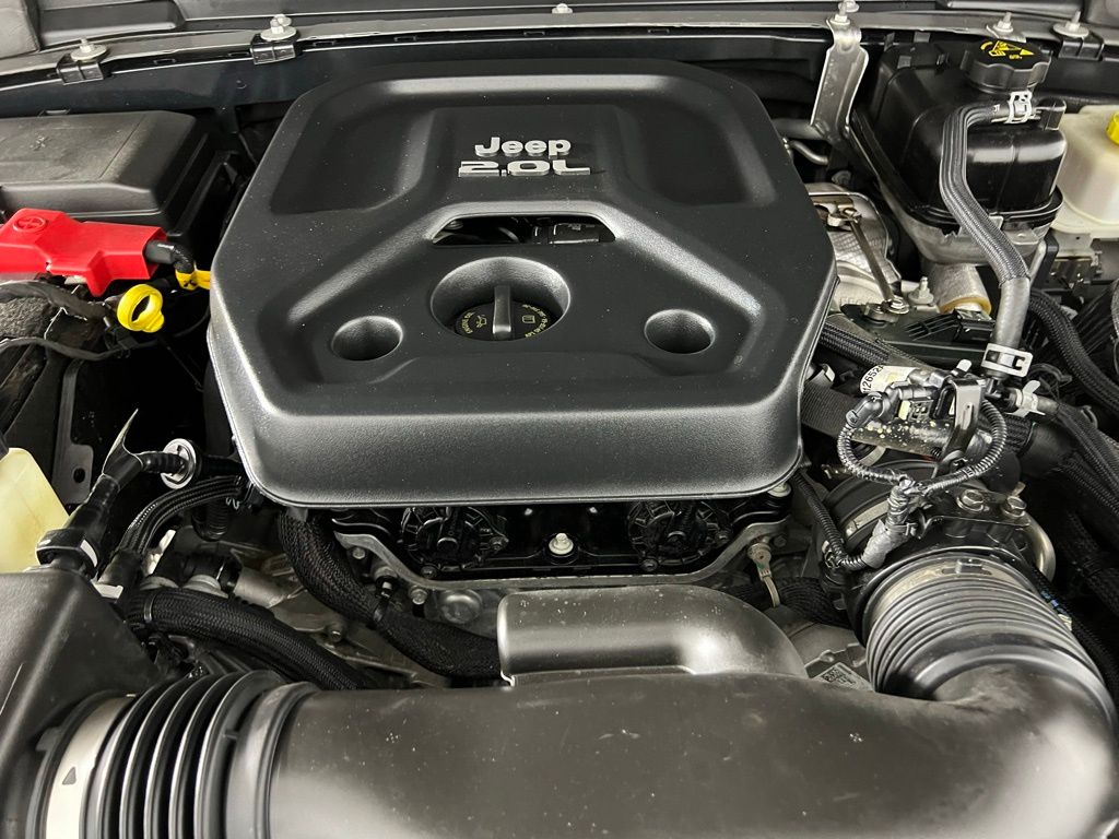 2022 Jeep Wrangler Unlimited Sahara High Altitude 4xe photo 33
