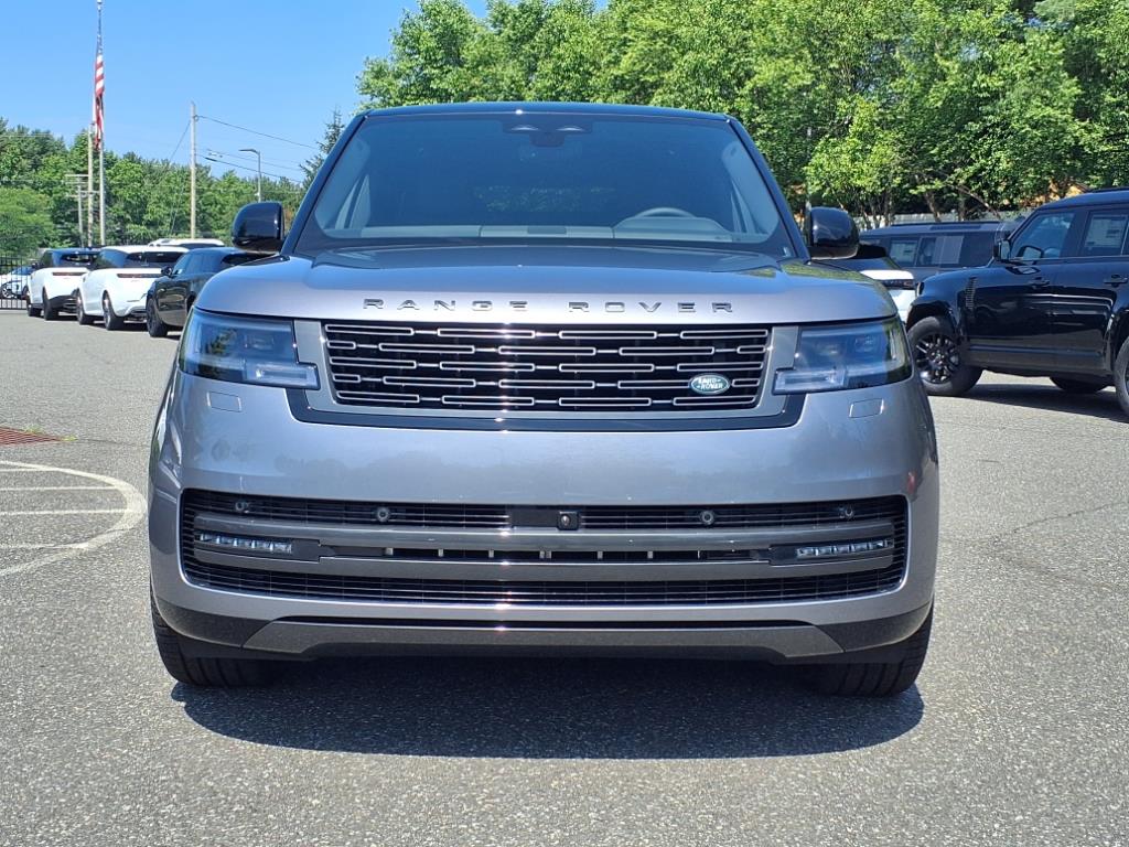 2025 Land Rover Range Rover SE photo 23