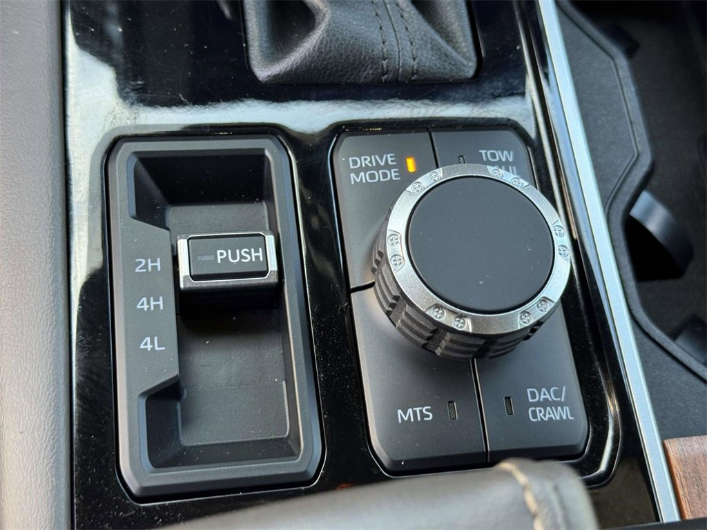 2022 Toyota Tundra 1794 Edition CrewMax photo 6
