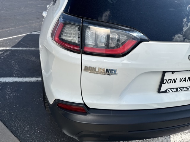 2019 Jeep Cherokee Latitude photo 38