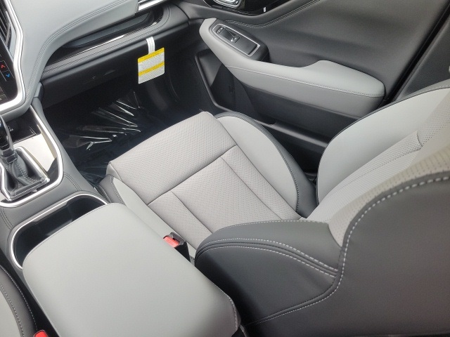 2025 Subaru Outback Limited photo 5
