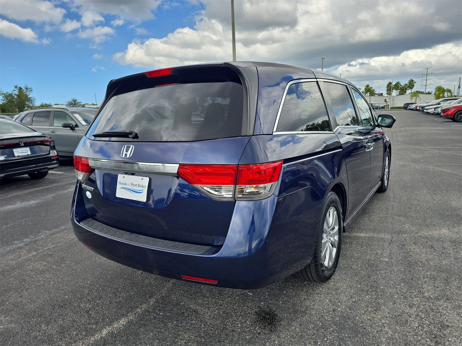 2015 Honda Odyssey EX-L photo 2