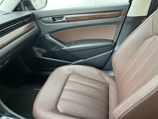 2022 Volkswagen Passat 2.0T Limited photo 41