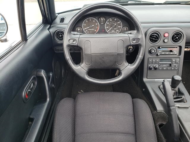 1991 Mazda MX-5 Miata Miata Base photo 17
