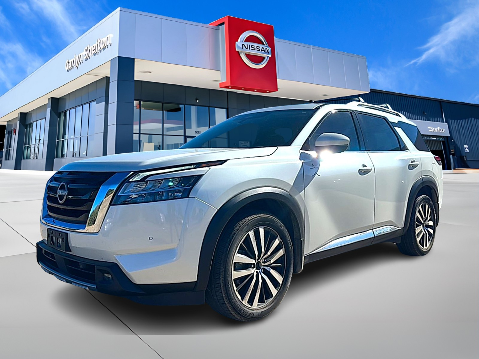 2023 Nissan Pathfinder Platinum