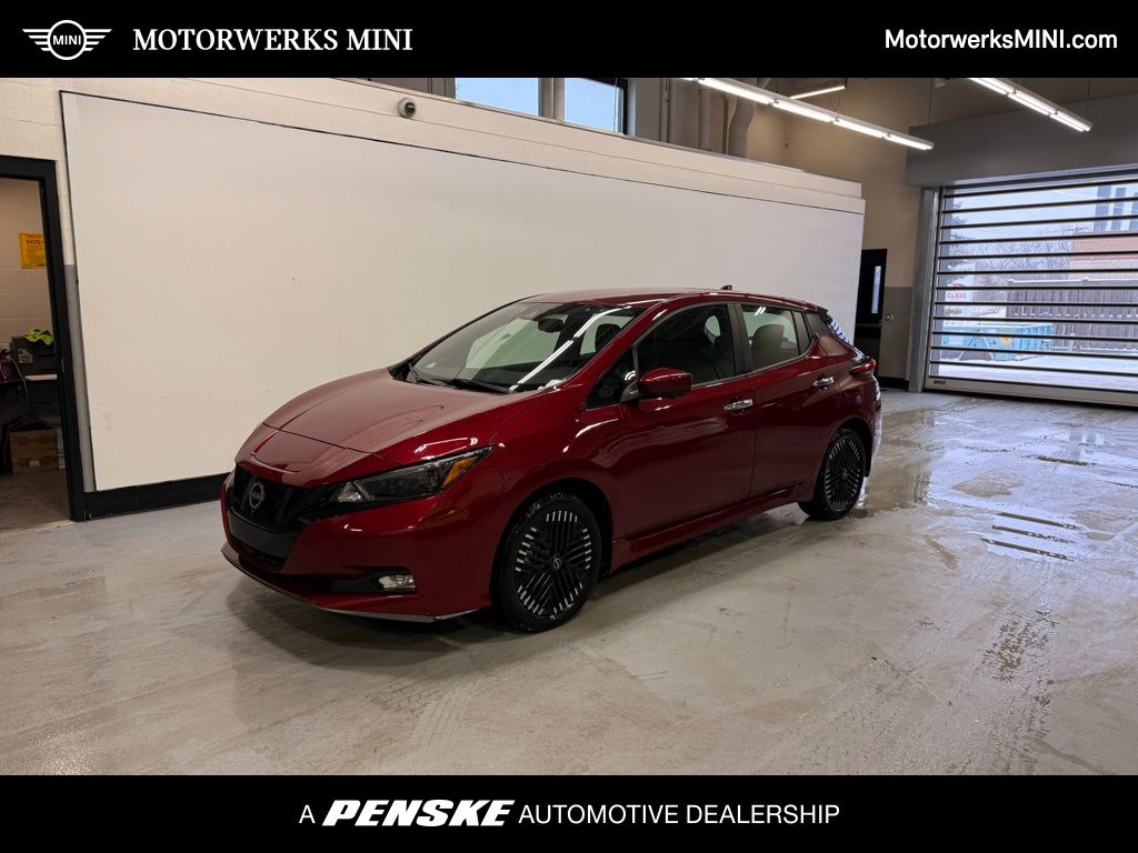 2023 Nissan Leaf SV Plus's photo