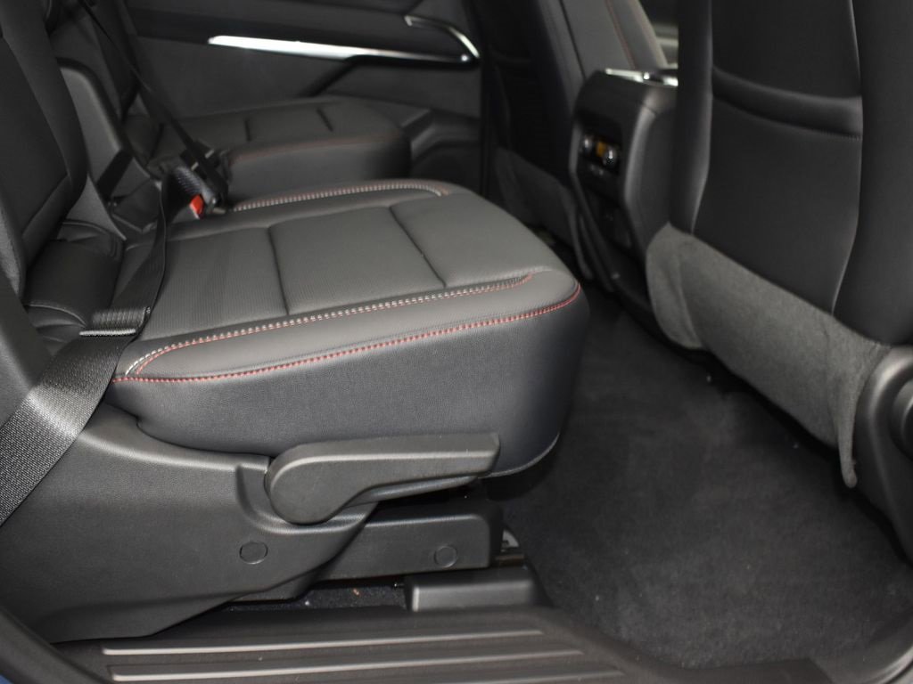 2026 Chevrolet Traverse Z71 photo 18
