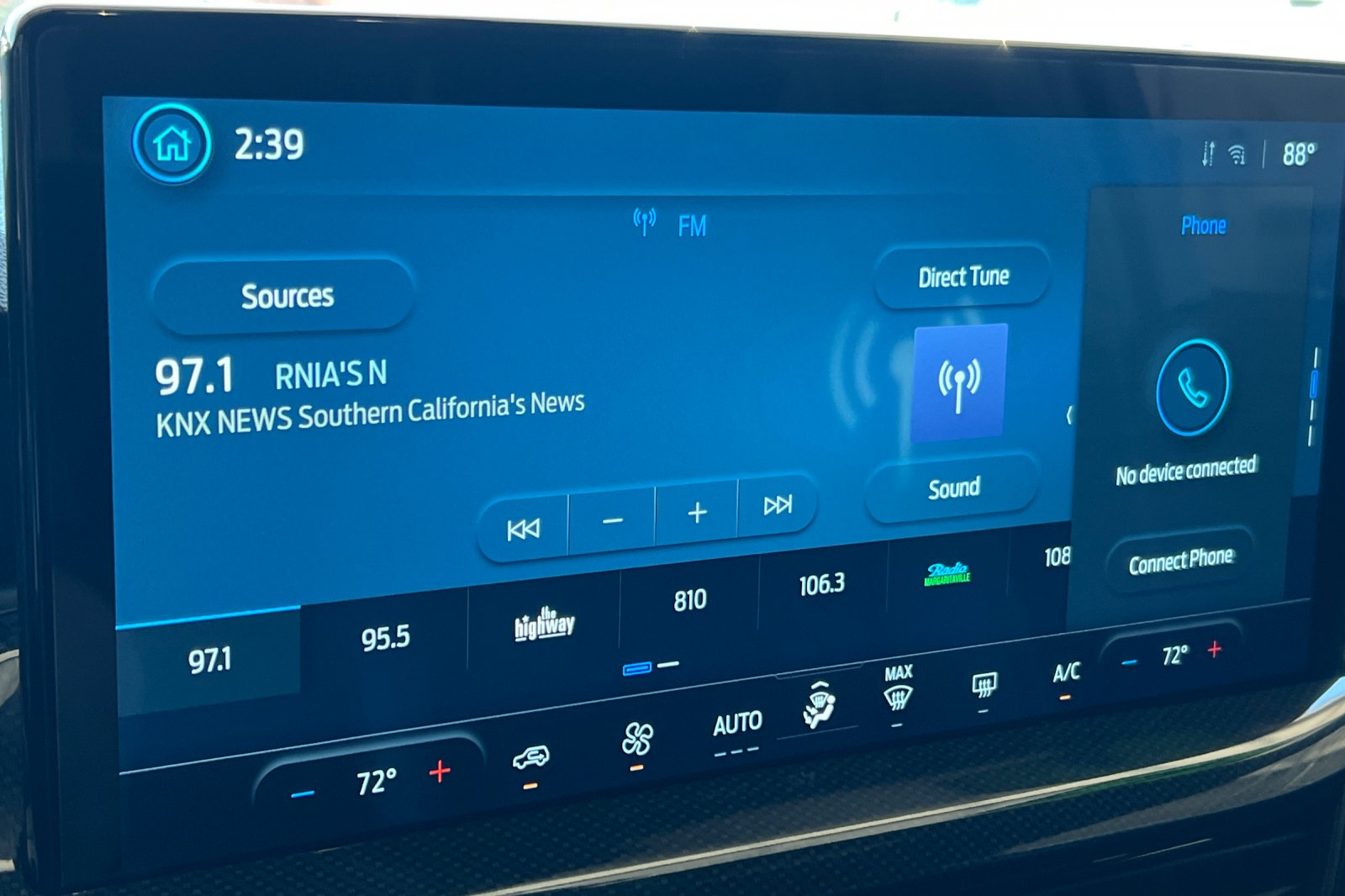 2025 Ford Escape ST-Line photo 19