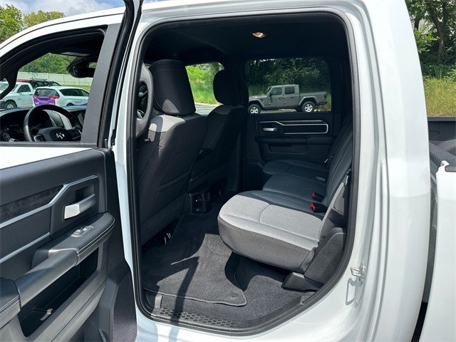 2024 Ram 2500 Big Horn photo 10