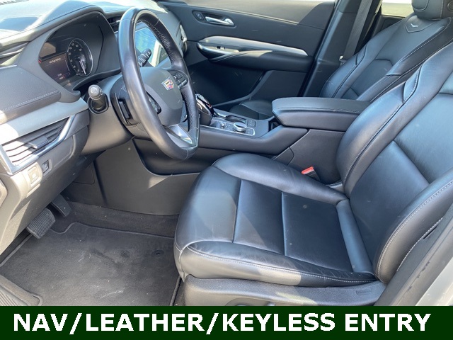 2022 Cadillac XT4 Premium Luxury photo 16
