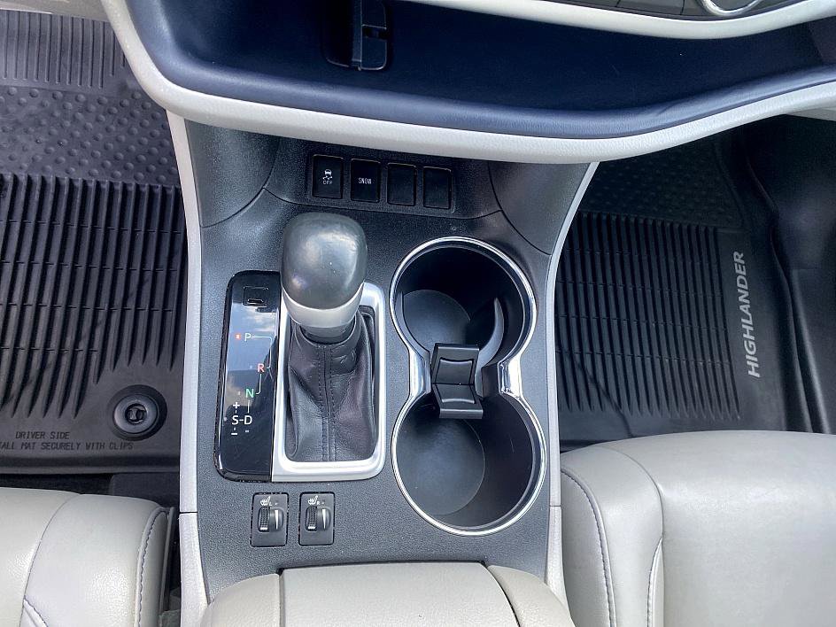2019 Toyota Highlander XLE photo 10