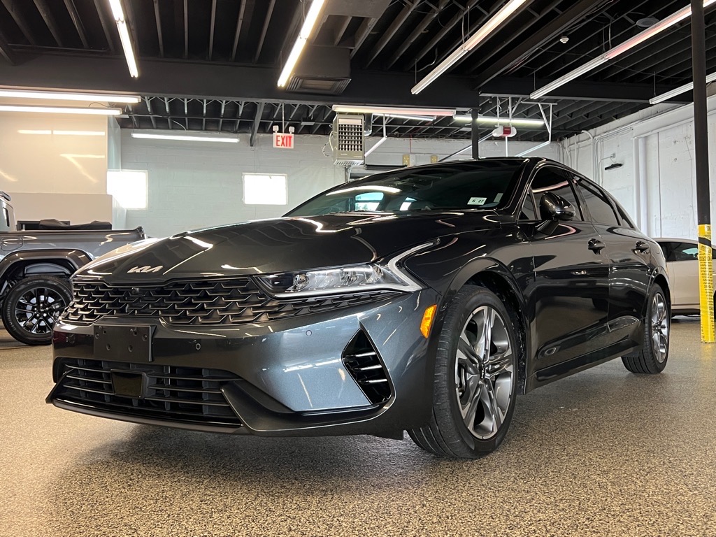 2022 Kia K5 EX photo 3