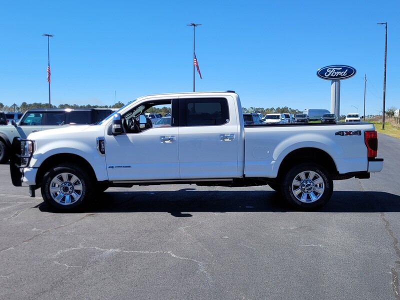 2022 Ford F-350 Platinum photo 4