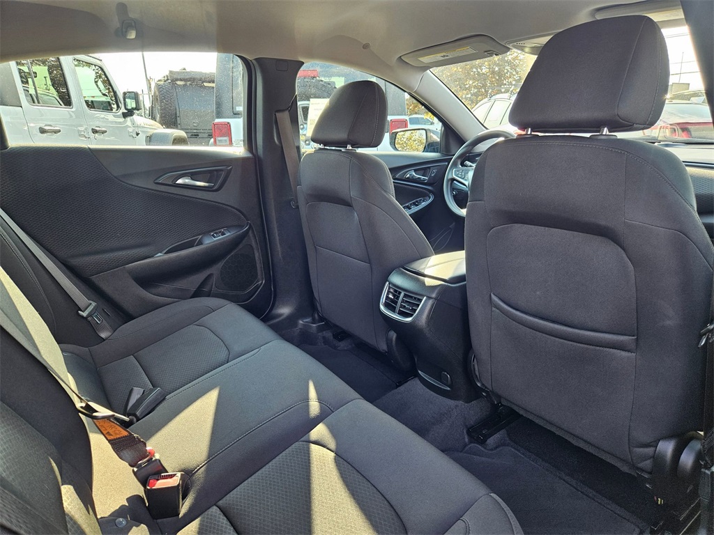 2023 Chevrolet Malibu 1LT photo 28